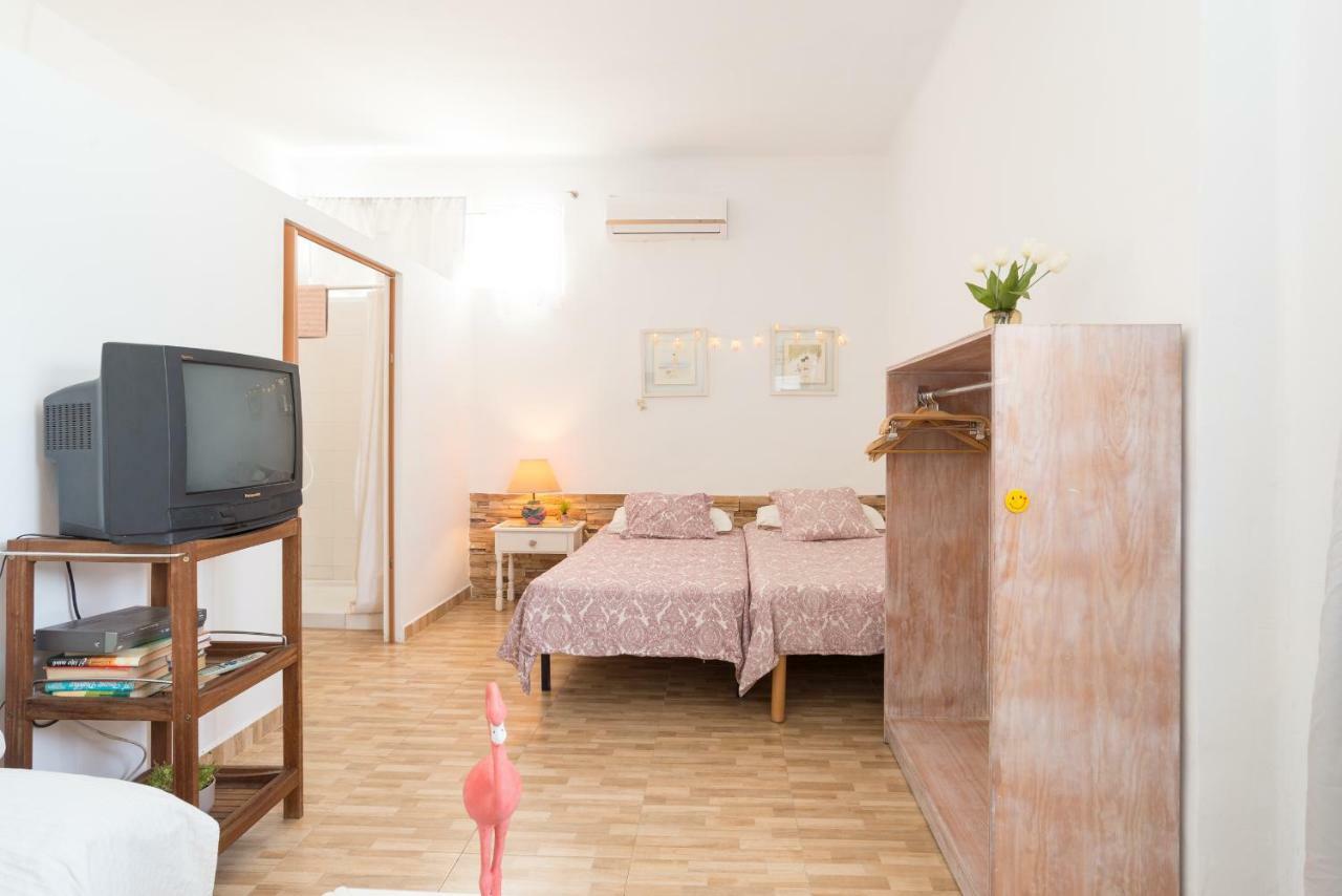 Habitacion Doble En Villa Málaga Exteriör bild