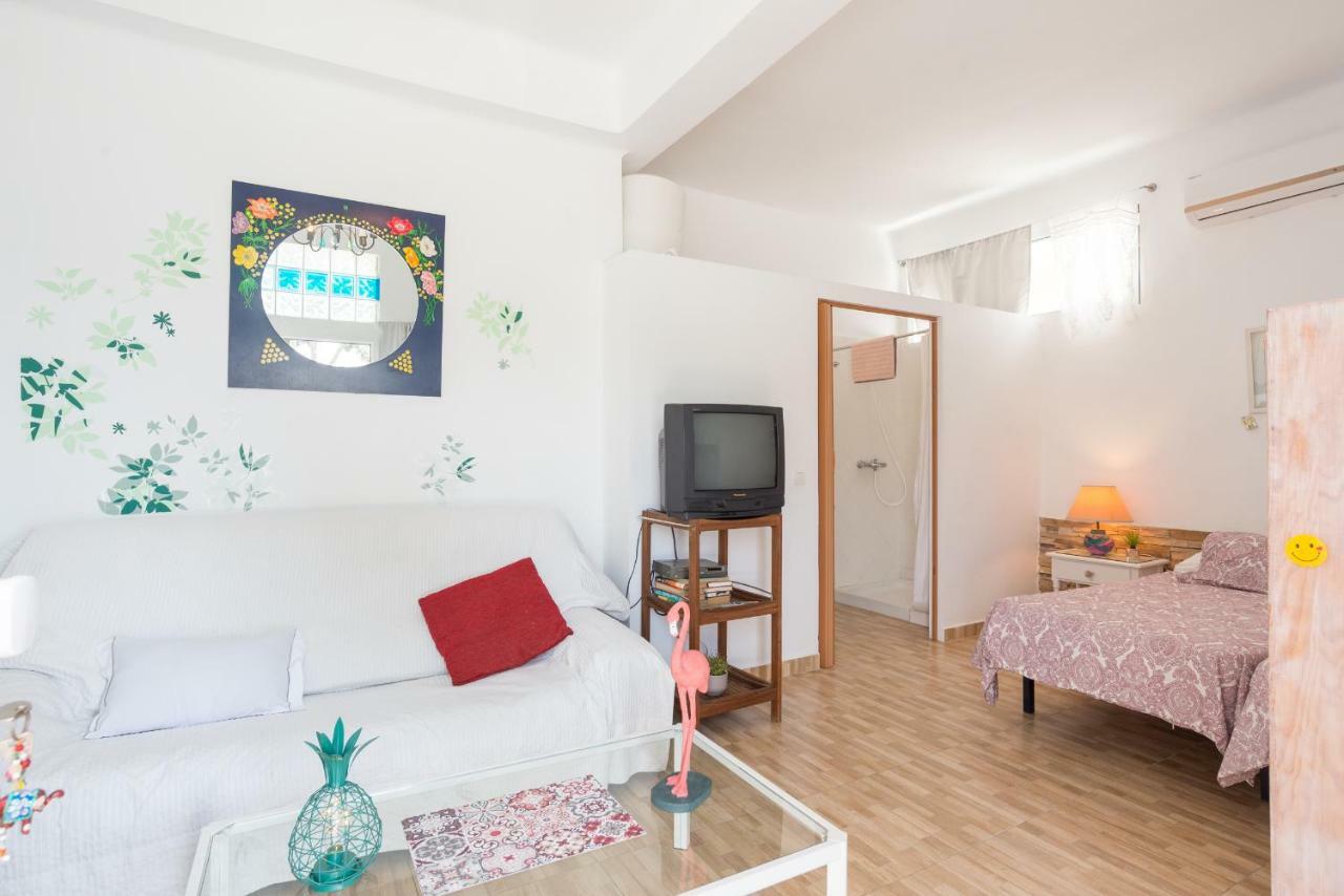 Habitacion Doble En Villa Málaga Exteriör bild